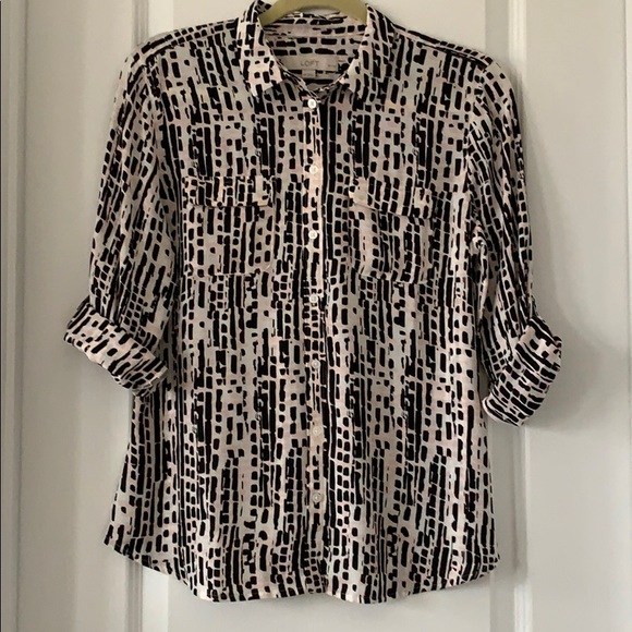 NWOT LOFT Print 100% Polyester Front Pockets Roll-Up Sleeves Blouse Size MP - Picture 1 of 15